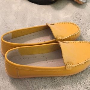 New driving shoes, worn once!